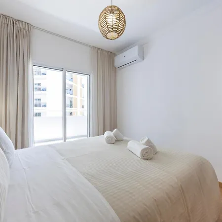 Lumi - With Pool & Garden View * 포티마오